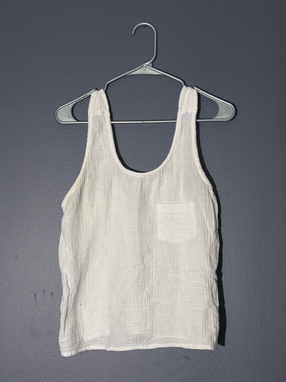 Japna White Cotton Gauze Tank with Scoop Neck and Pocket